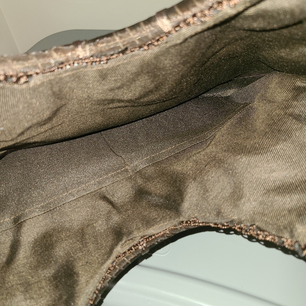 Handbag - Picture 9 of 10
